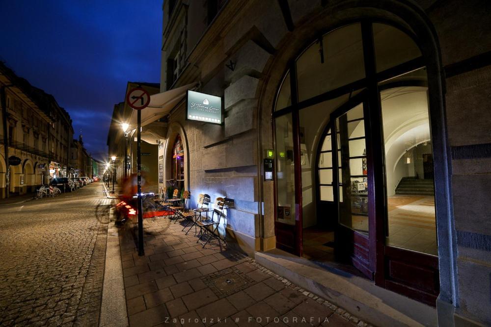 Saint Thomas Corner - By Upstairs 2*